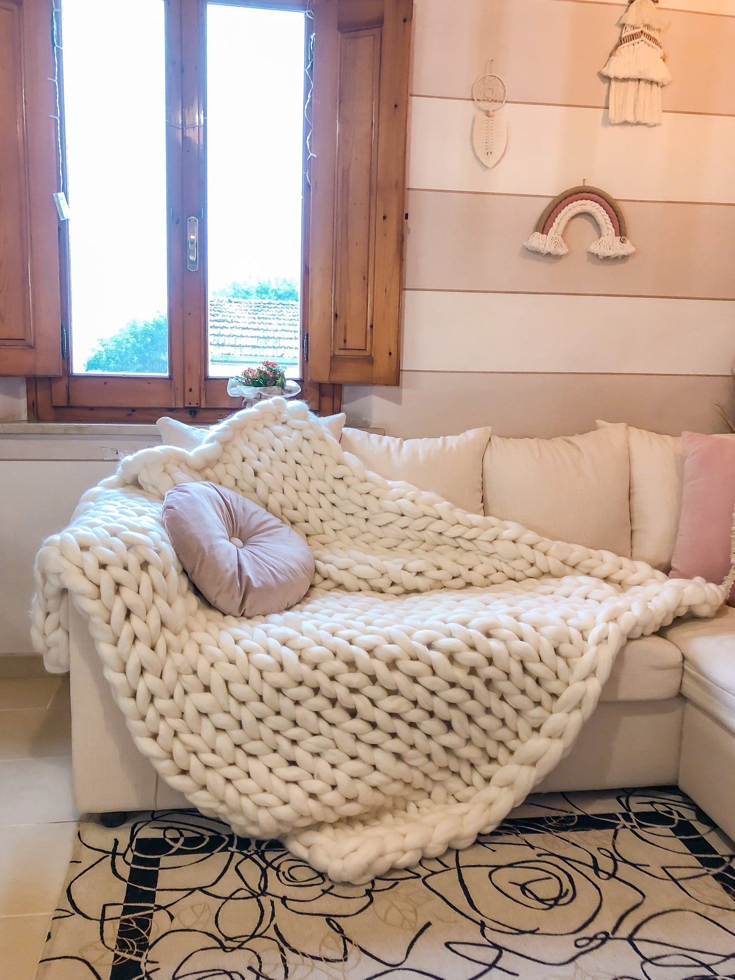Merino wool blanket in coarse knit