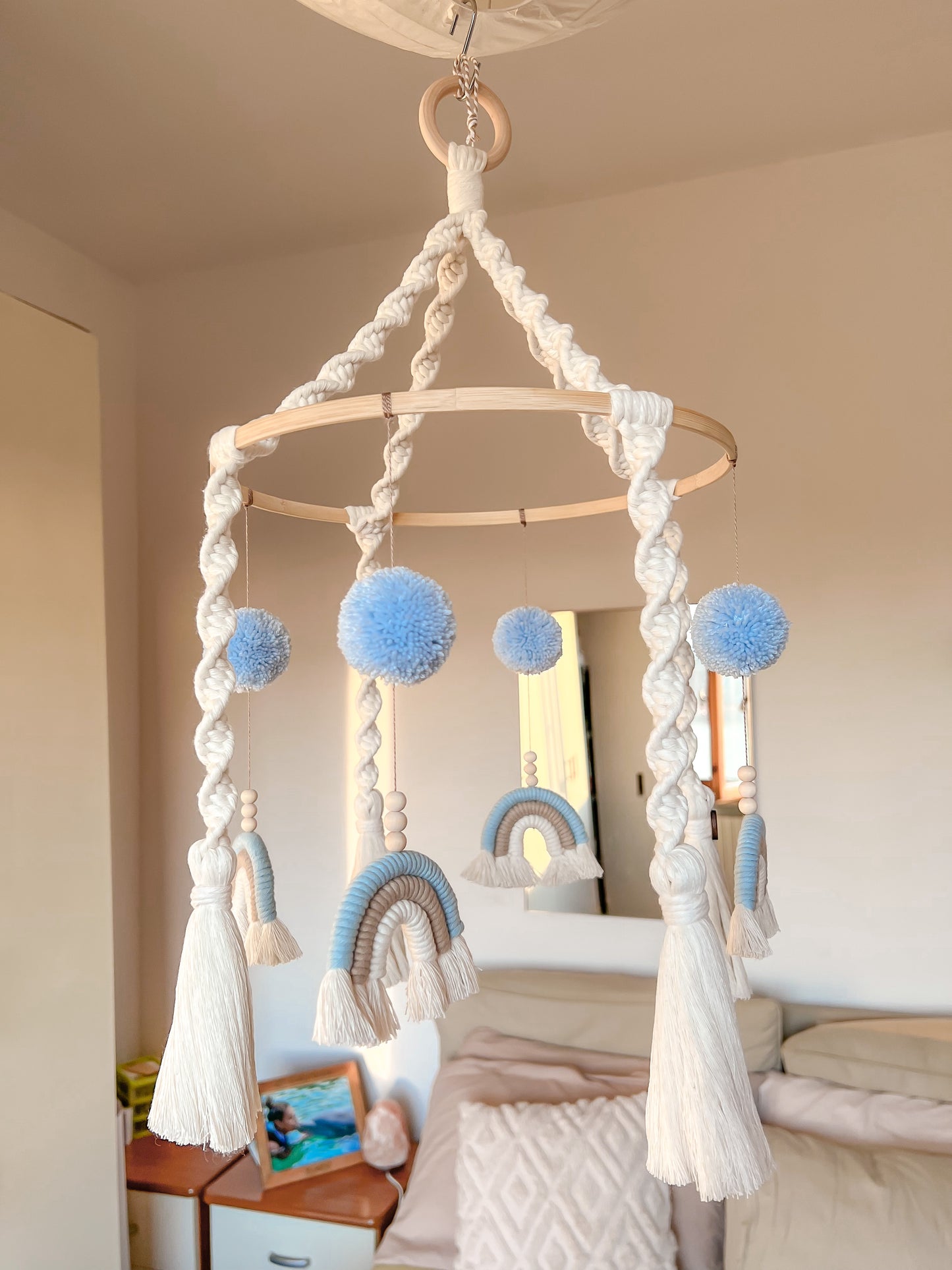 Crib mobile